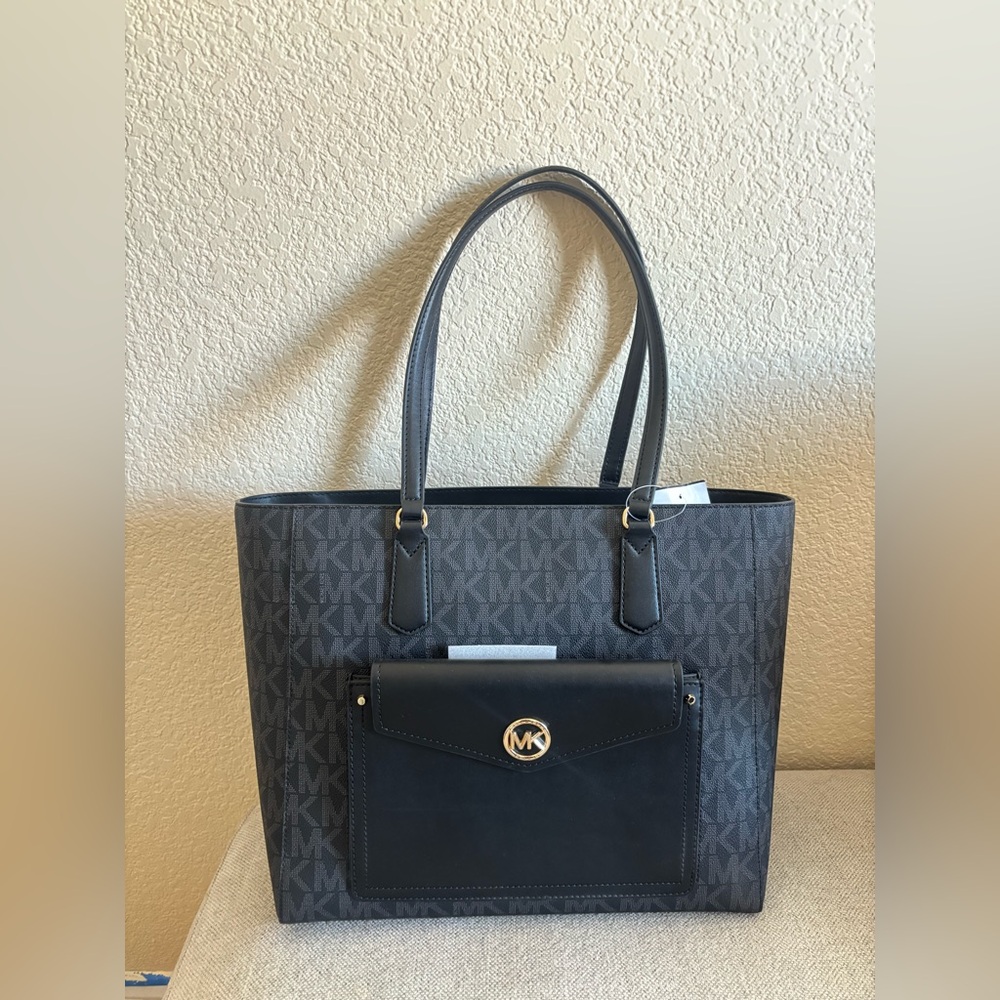 Michael Kors Joey Women's Large Pocket Tote Shoulder Bag NEW